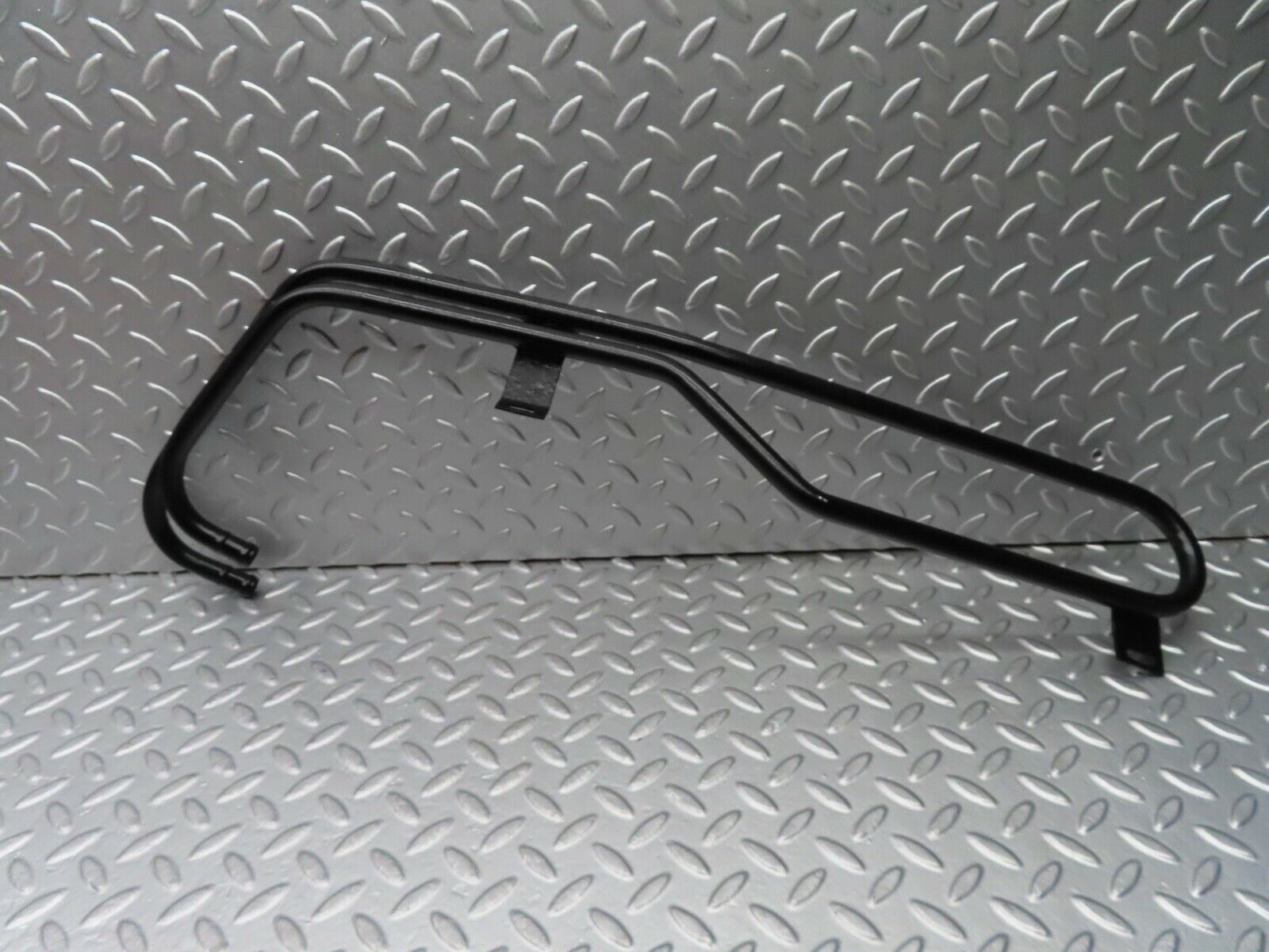 20710 Mercedes-Benz R107 450SL Power Steering Oil Cooling Pipe
