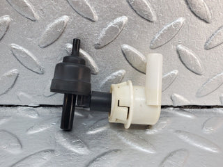 45678 Mercedes-Benz W126 420SE Fuel Vapor Valve 2014710781