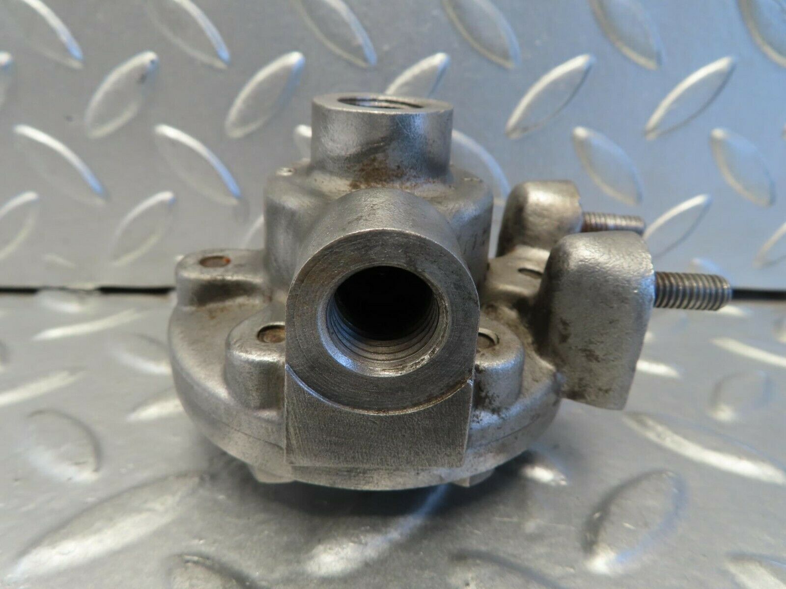 15585 Mercedes-Benz R107 450SL Fuel Backflow Damper Regulator 1270700268