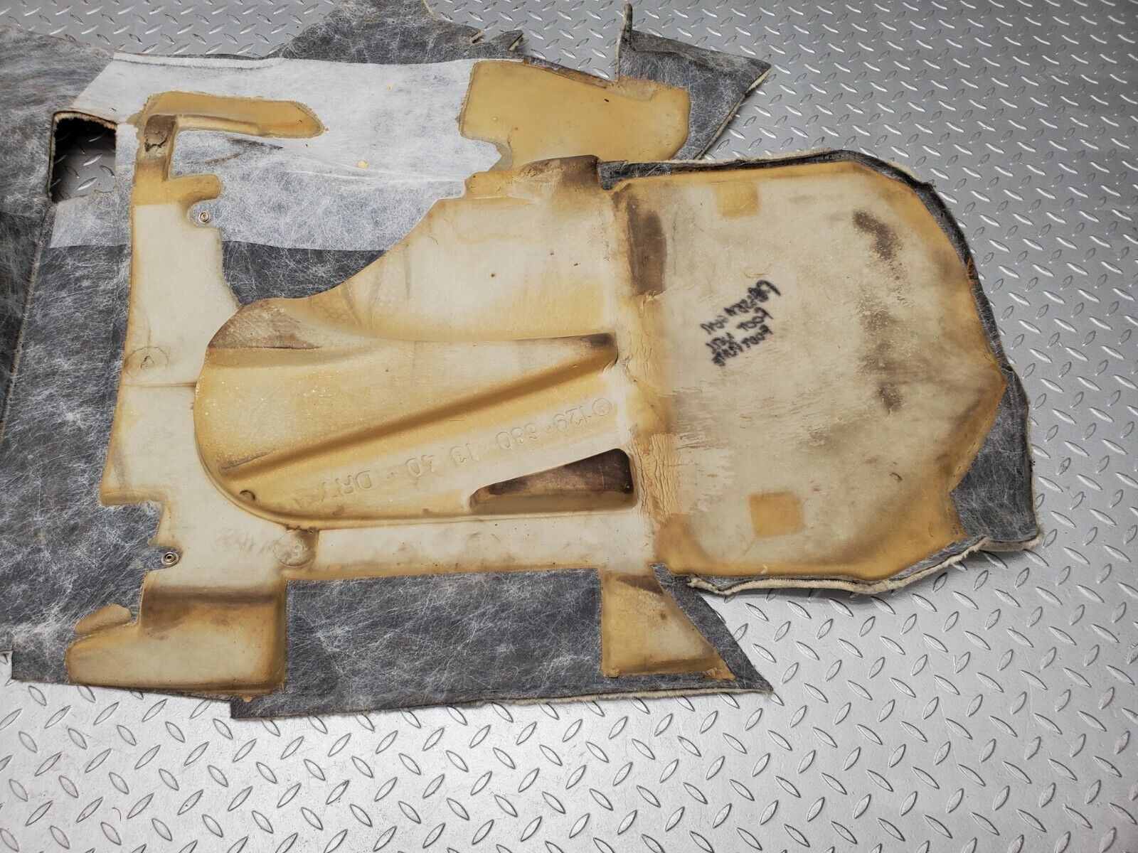 46983 Mercedes-Benz R129 320SL Coupe Front Left Floor Carpet Beige 1296801340