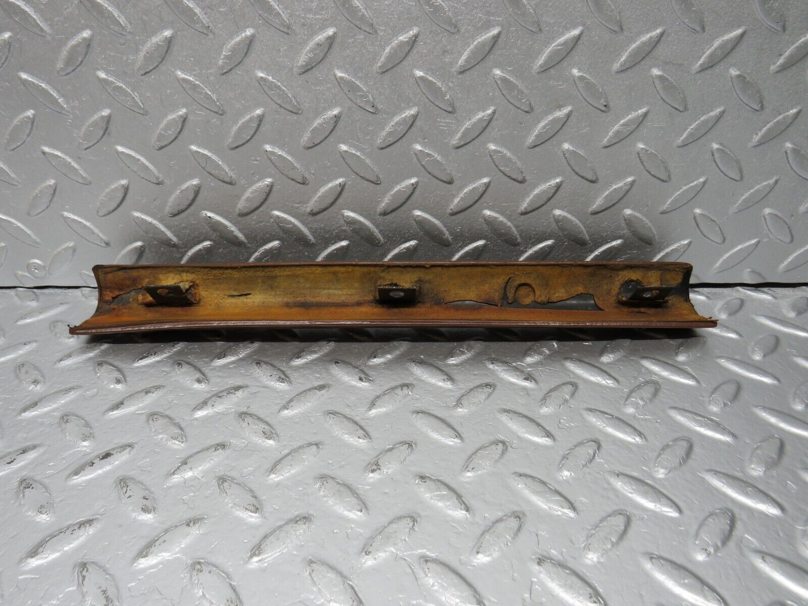 39918 Mercedes-Benz R107 350SL Hard Top B Pillar Trim Left Side