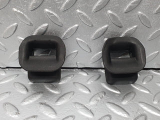 41878 Mercedes-Benz W202 C200 Front Door Check Strap Rubber Seal 2x 2027272430