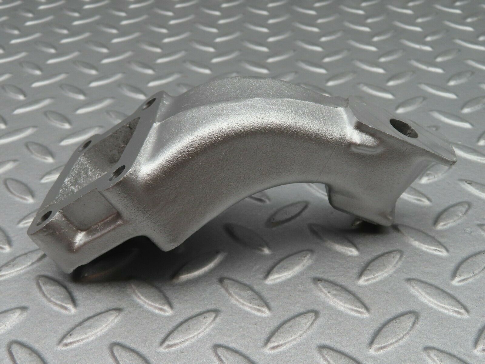 5112 Mercedes-Benz R107 350SL Engine Mount Bracket Right Side 1162234704