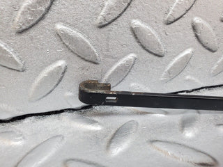 W126 windscreen wiper arm right side used OEM