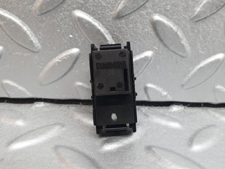 W202 electric window switch used OEM