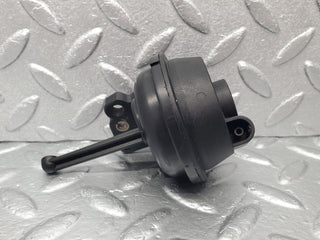 46933 Mercedes-Benz R129 320SL Coupe Vacuum Valve 1121410069