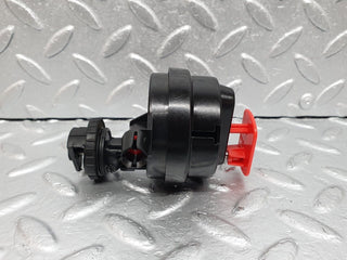 W202 fuel tank flap cap vacuum actuator used OEM