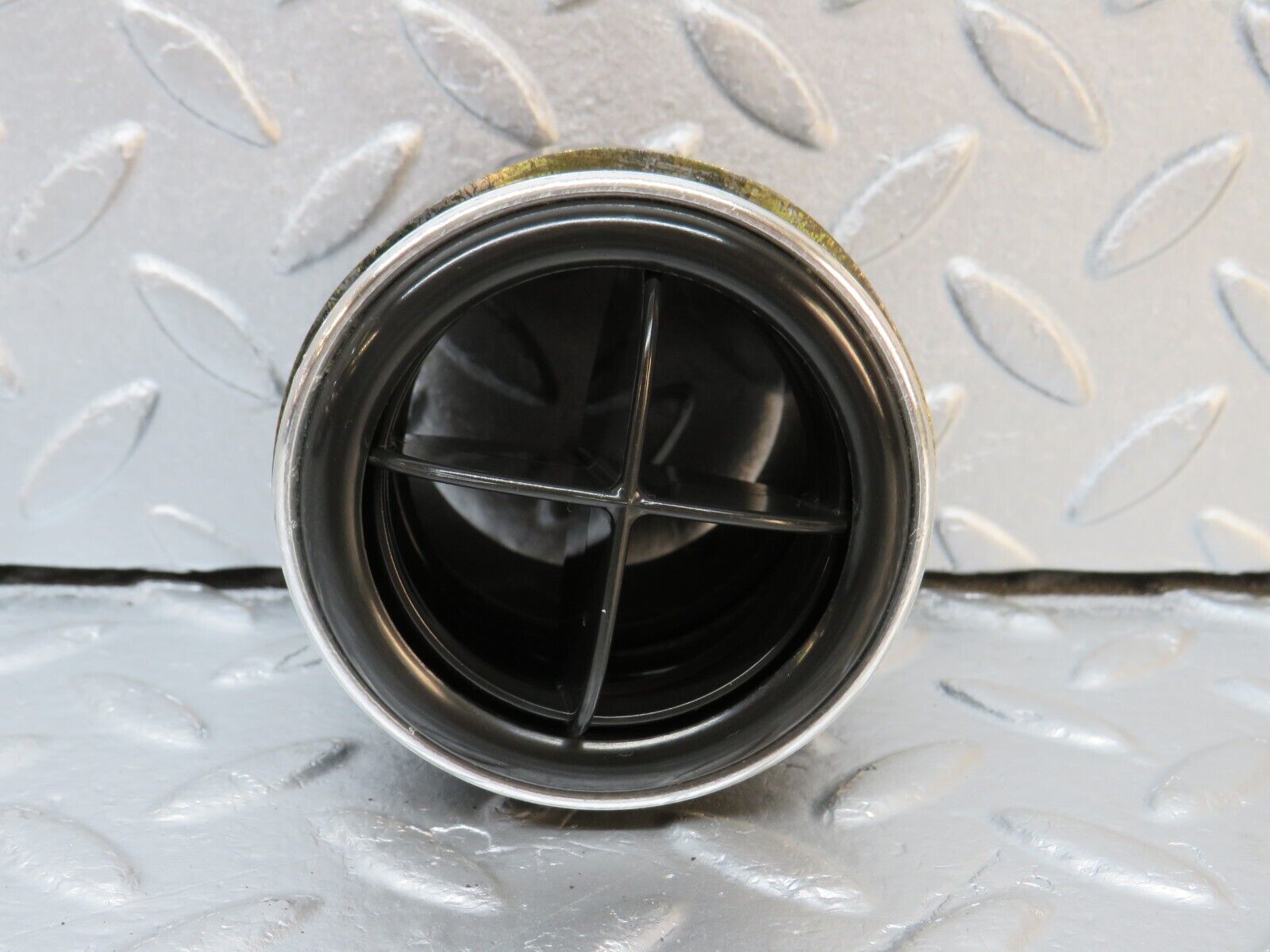 39820 Mercedes-Benz R107 350SL Dashboard Air Vent