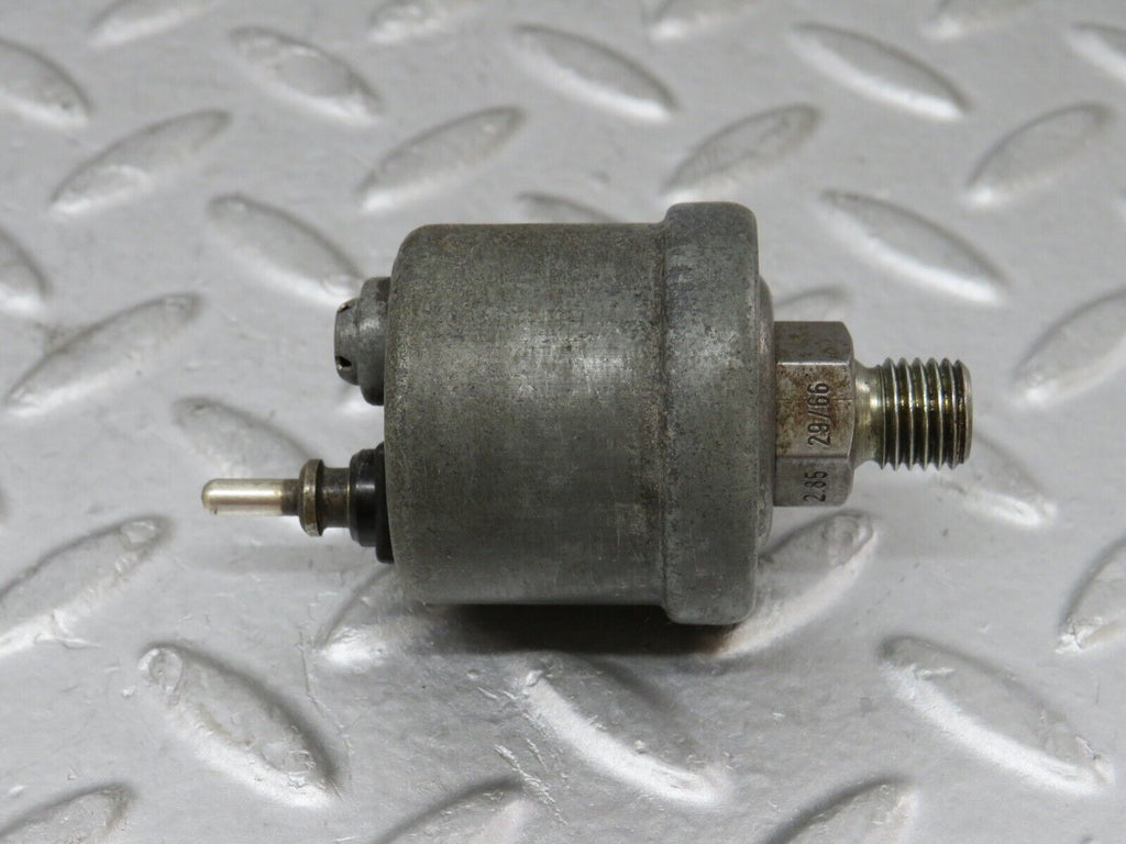 35536 Mercedes-Benz R107 280SL Oil Pressure Sensor VDO 0055421817 ...