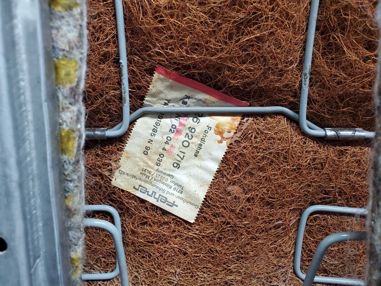 45866 Mercedes-Benz W126 420SE Rear Seat Leather Beige 1269200750 1269201716