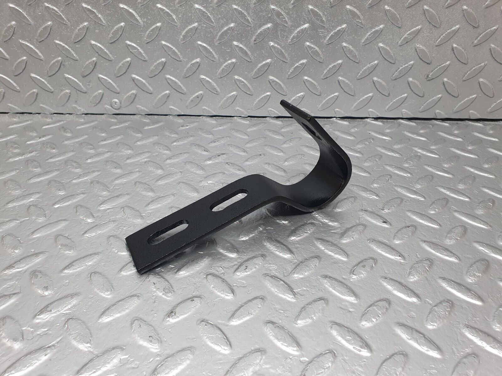 43406 Mercedes-Benz W108 280SE Front Left Bumper Bracket