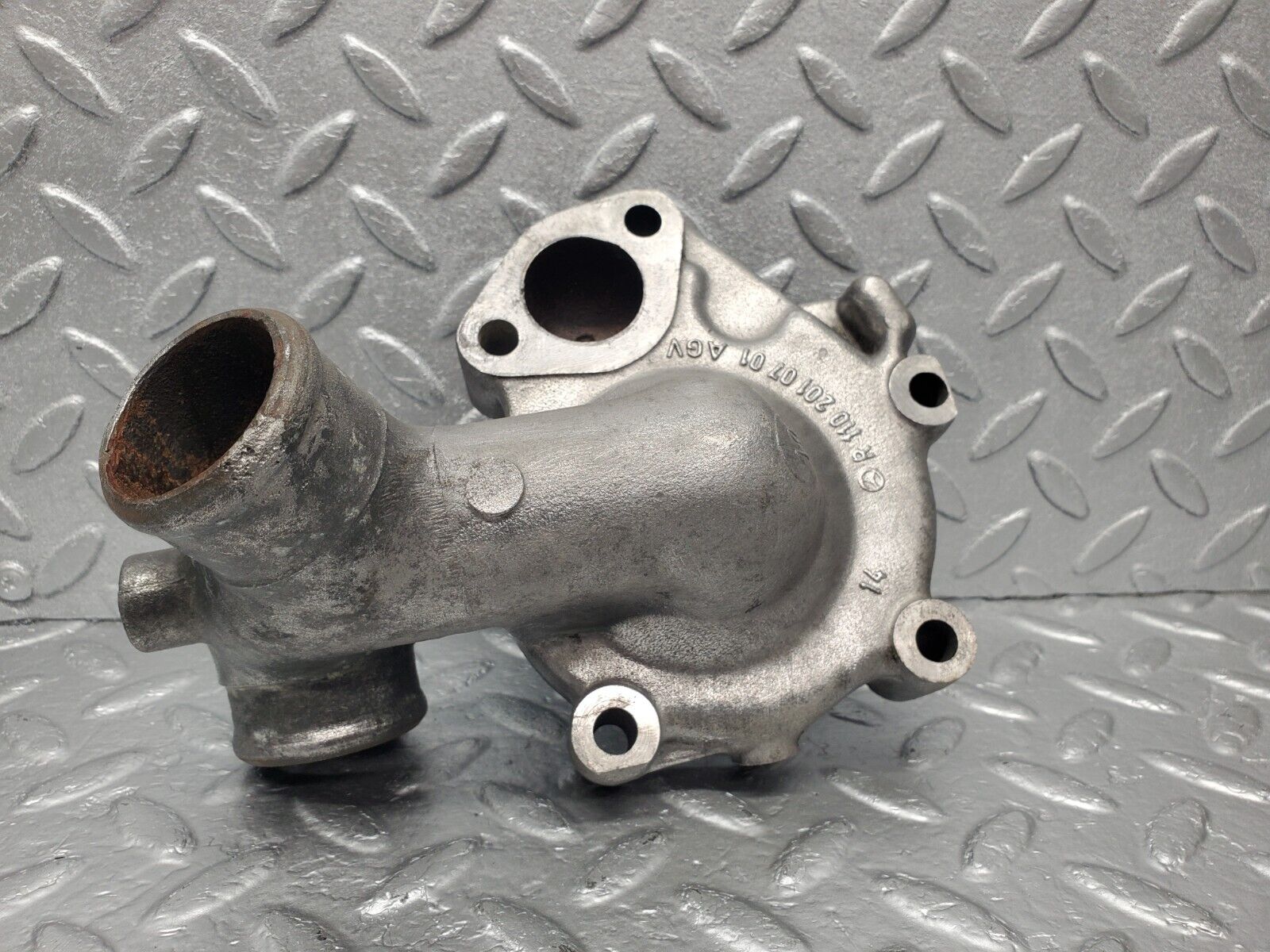 46593 Mercedes-Benz C123 280CE Coupe Water Pump Housing 1102010701