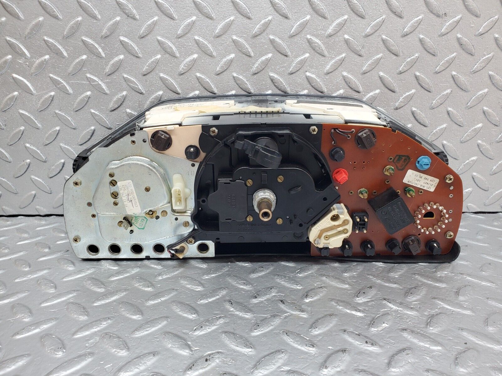 44740 Mercedes-Benz W124 220E Instrument Cluster 1245423165 1244407647