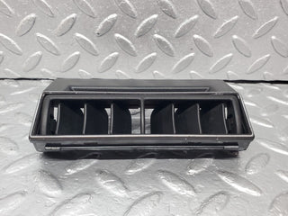 W126 centre console air vent used OEM