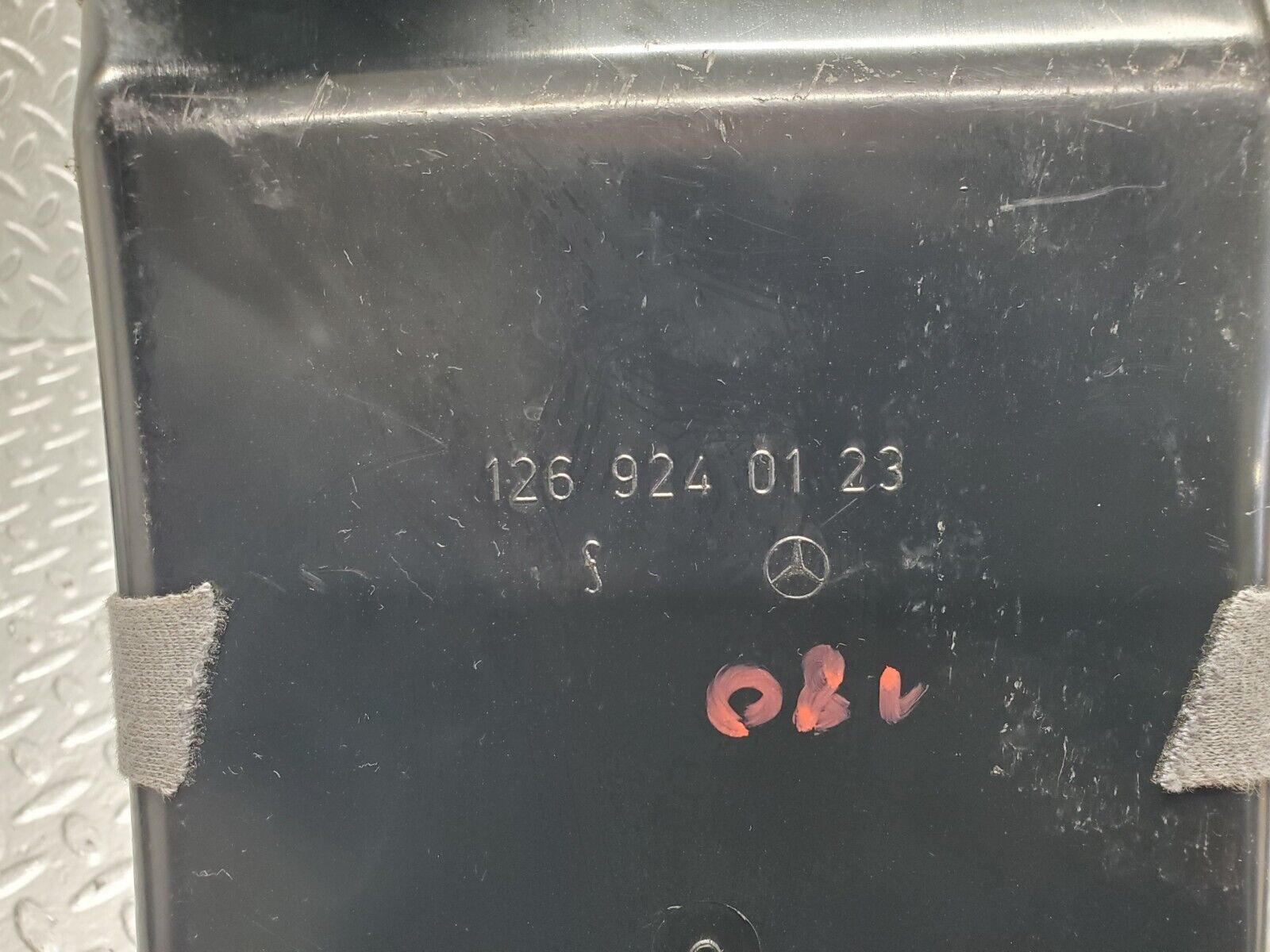 44096522