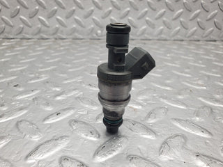 W124 Cabriolet fuel injector used OEM