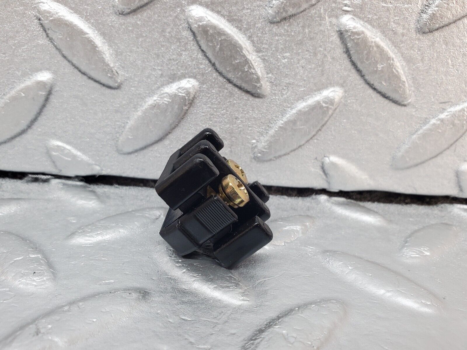 45235 Mercedes-Benz R129 300SL Coupe Wiring Cable Juction Box 0005400269