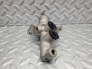 W201 Baby Benz brake master cylinder used OEM