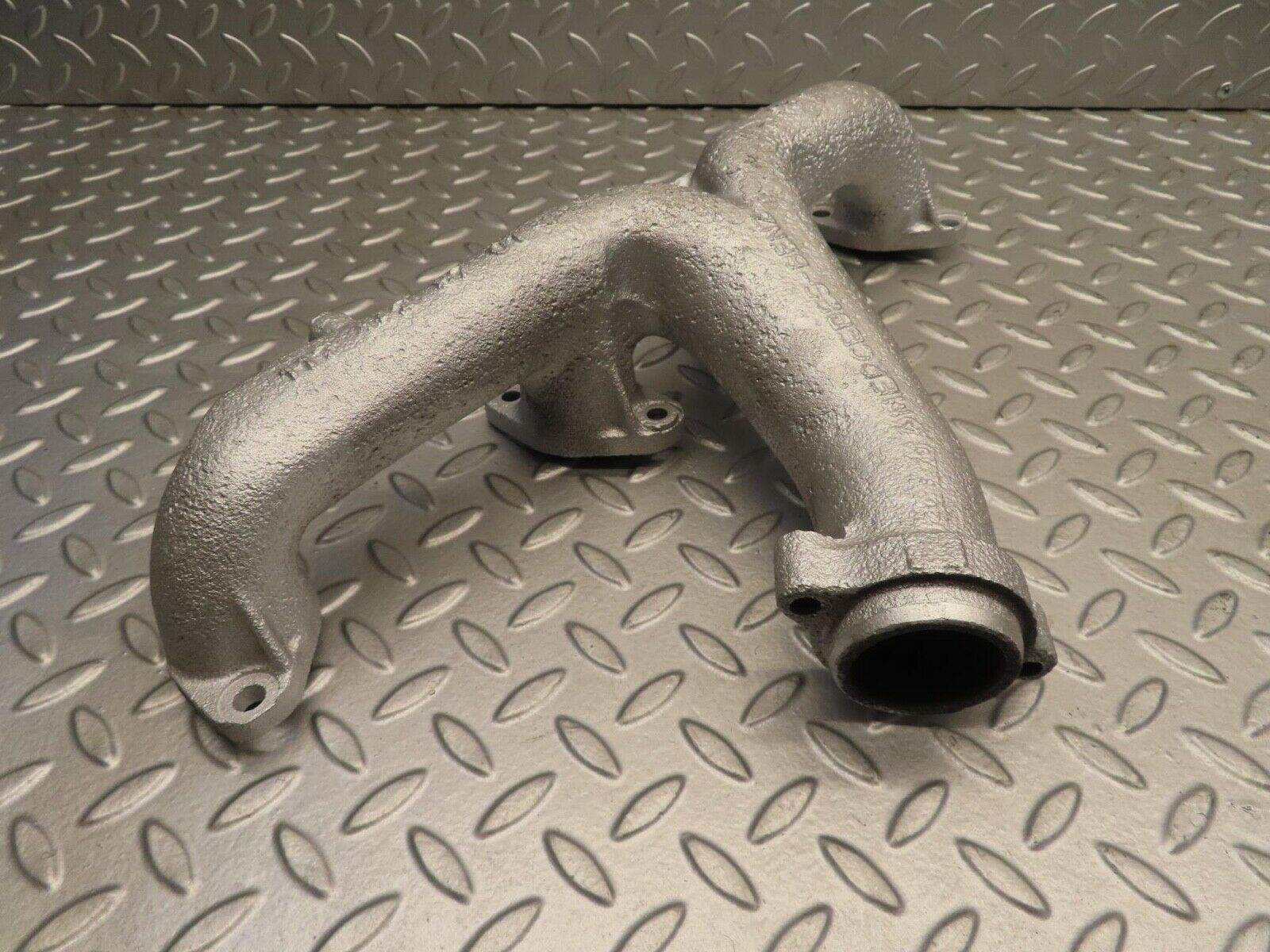 11762 Mercedes-Benz R107 450SL Exhaust Manifold Right 1171428701