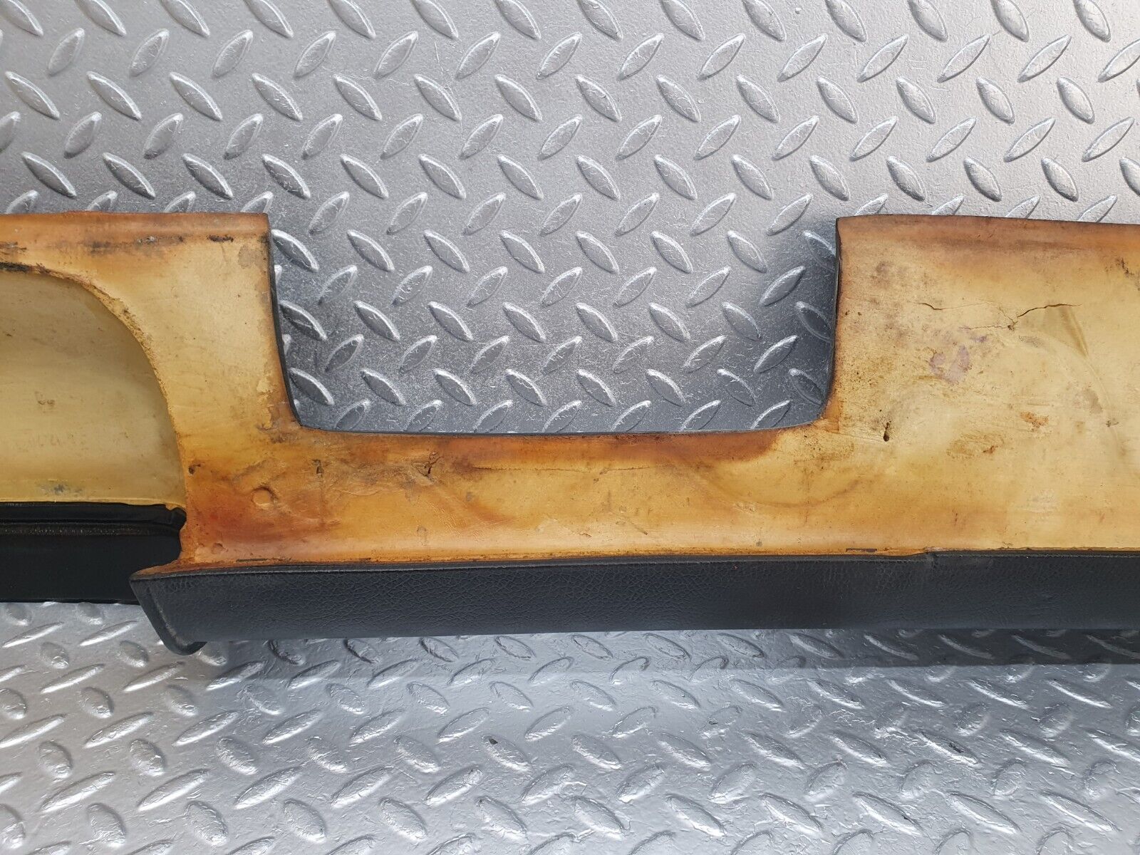 43319 Mercedes-Benz W108 280SE Dashboard Black