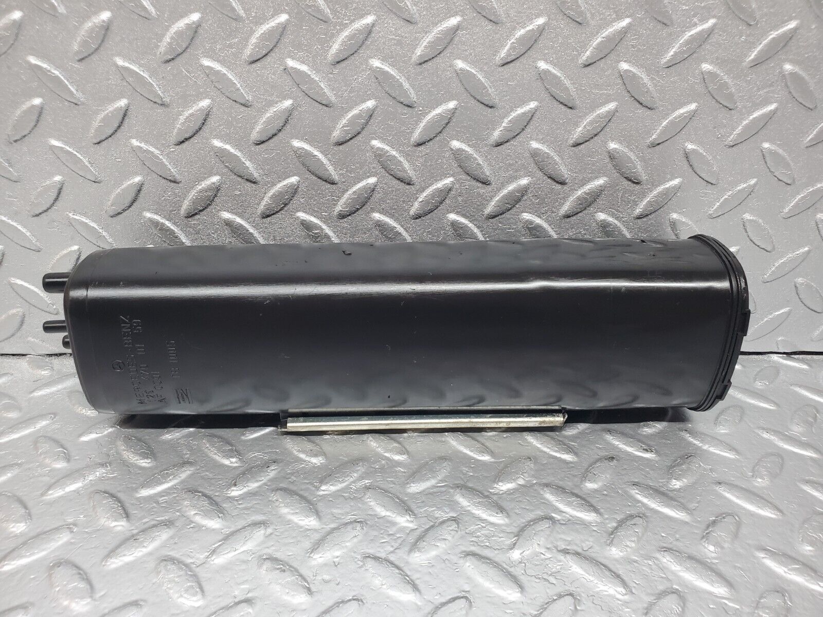 45745 Mercedes-Benz W126 420SE Charcoal Filter 1294700159