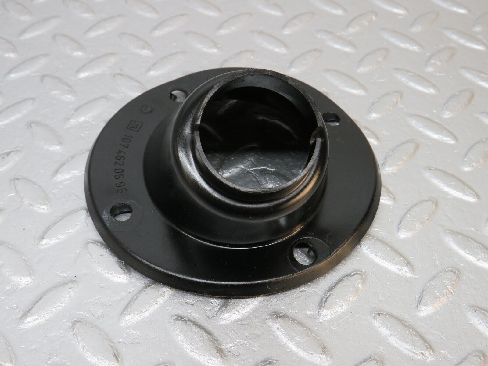 39817 Mercedes-Benz R107 350SL Steering Column Joint Cover 1074620595 1074620280