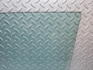 45800 Mercedes-Benz W126 420SE Front Right Door Window Glass