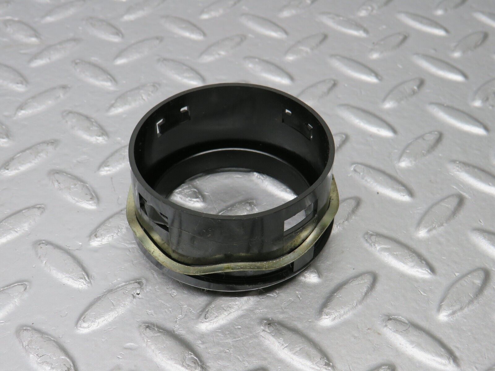 39183 Mercedes-Benz R107 500SL Dashboard Air Vent Chrome Bezel