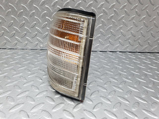 W126 Coupe front right indicator light used OEM