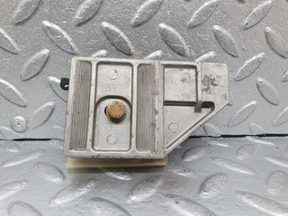 43581 Mercedes-Benz C126 380SEC Coupe Door Window Guide Bracket 1267250332