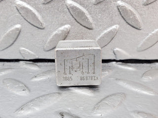 44360 Mercedes-Benz W123 280E Multi Purpose Relay 0015420219