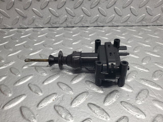 W124 Wagon door lock vacuum actuator rear used OEM