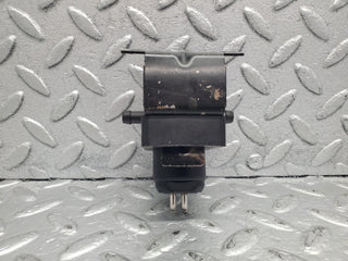 W124 Cabriolet fuel regeneration vacuum valve used OEM
