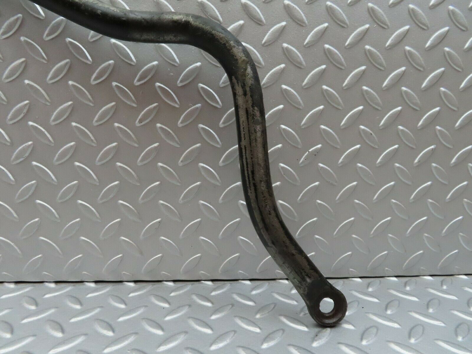 6001 Mercedes-Benz R107 350SL Anti Roll Bar Front Axle 1073230165