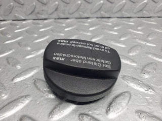 W124 Wagon oil filler cap used OEM