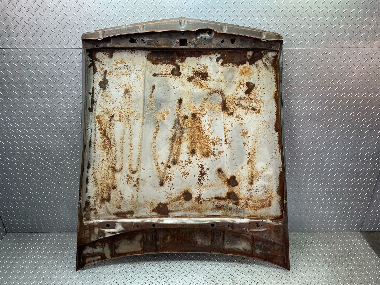 40040 Mercedes-Benz R107 350SL Bonnet