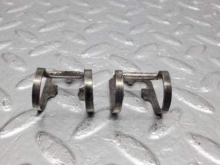 W123 valve rocker arm with retaining spring used OEM