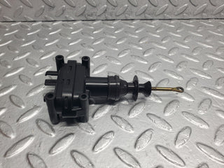 W124 Wagon door lock vacuum actuator rear used OEM
