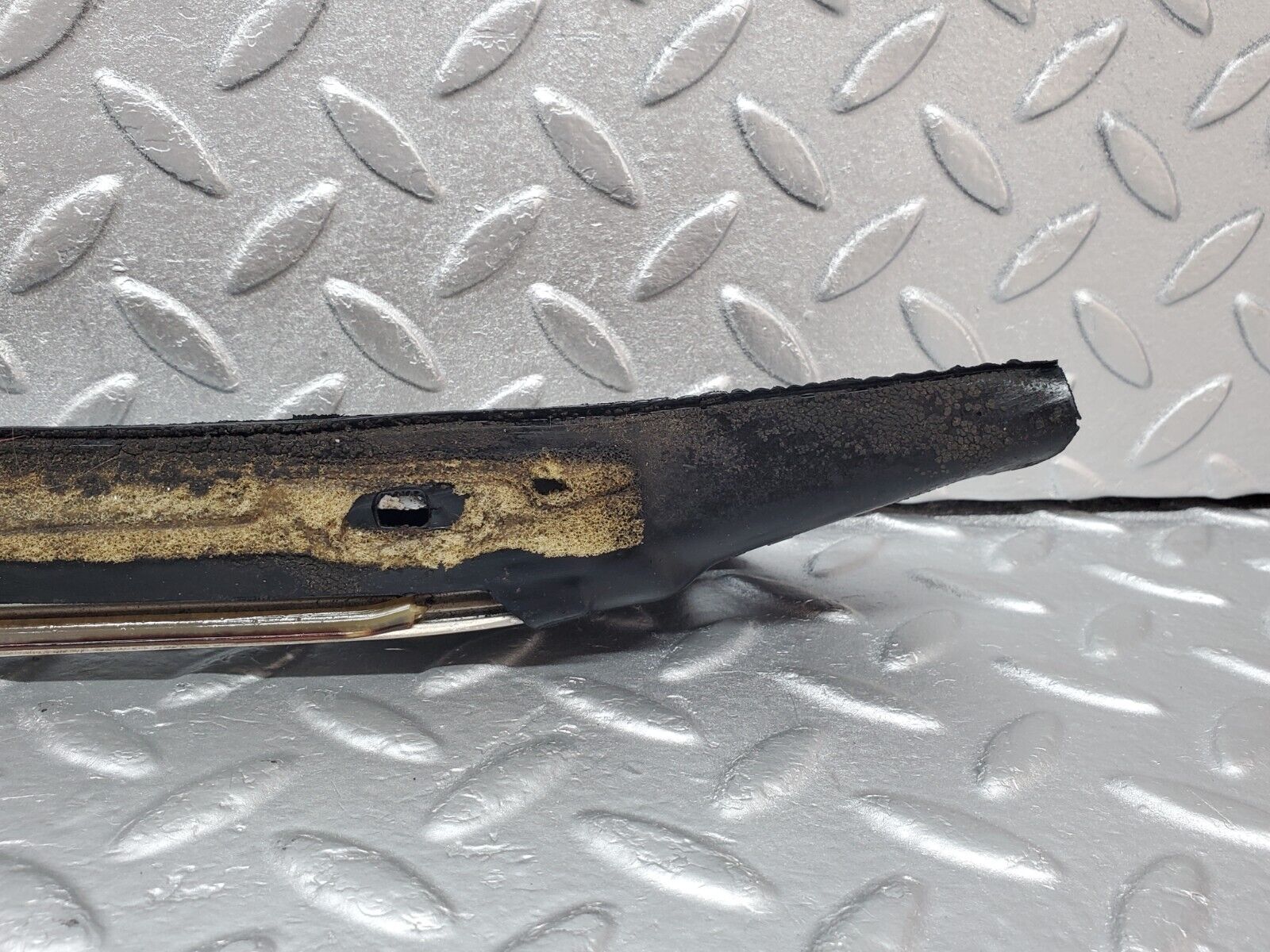 45807 Mercedes-Benz W126 420SE A Pillar Exterior Trim Left Side 1266981598
