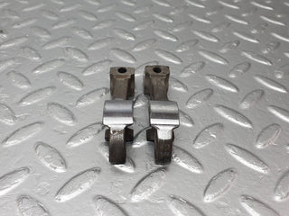 W108 valve rocker arm with retaining spring used OEM
