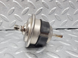 45959 Mercedes-Benz W126 420SE Fuel Pressure Regulator Bosch 0004761021