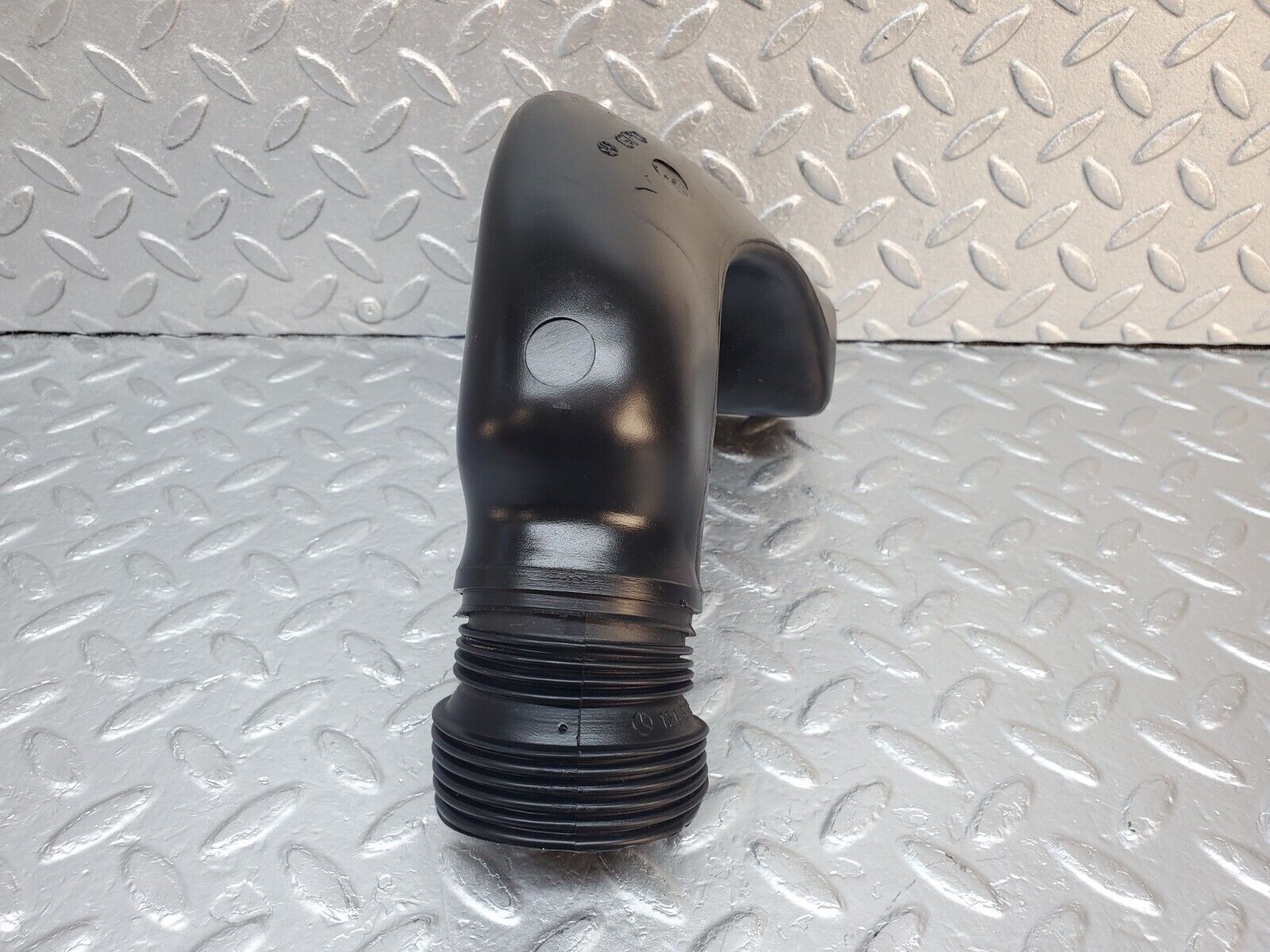 45929 Mercedes-Benz W126 420SE Heating Air Duct Left 1268310830