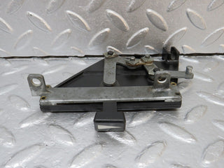 39832 Mercedes-Benz R107 350SL Air Vent Control Lever Right 1078300485