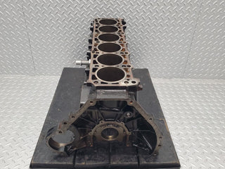 46315 Mercedes-Benz W124 280E Engine Block 104.942 1040111201
