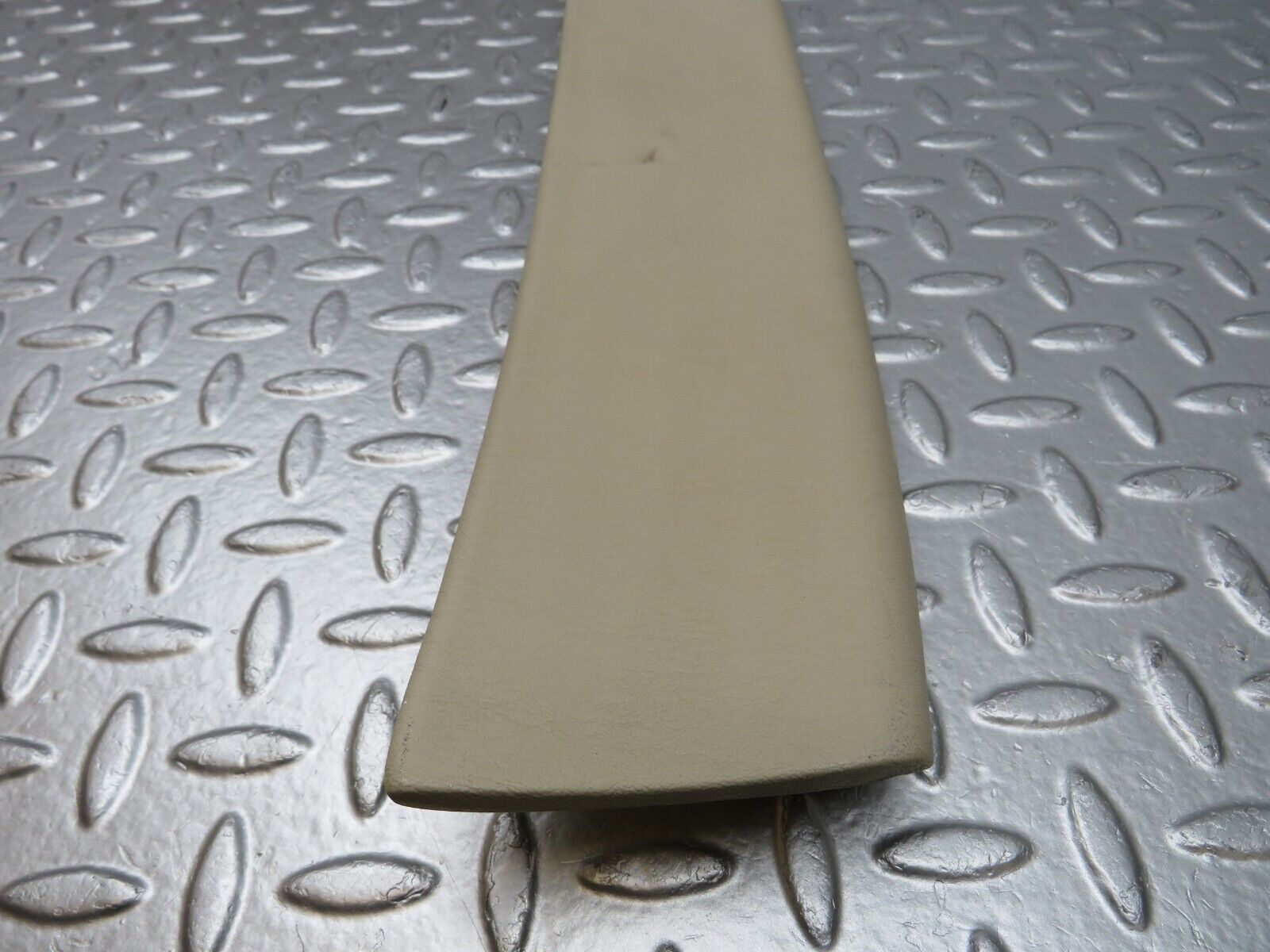 40191 Mercedes-Benz R107 Hardtop Rear Headlining Panel Beige