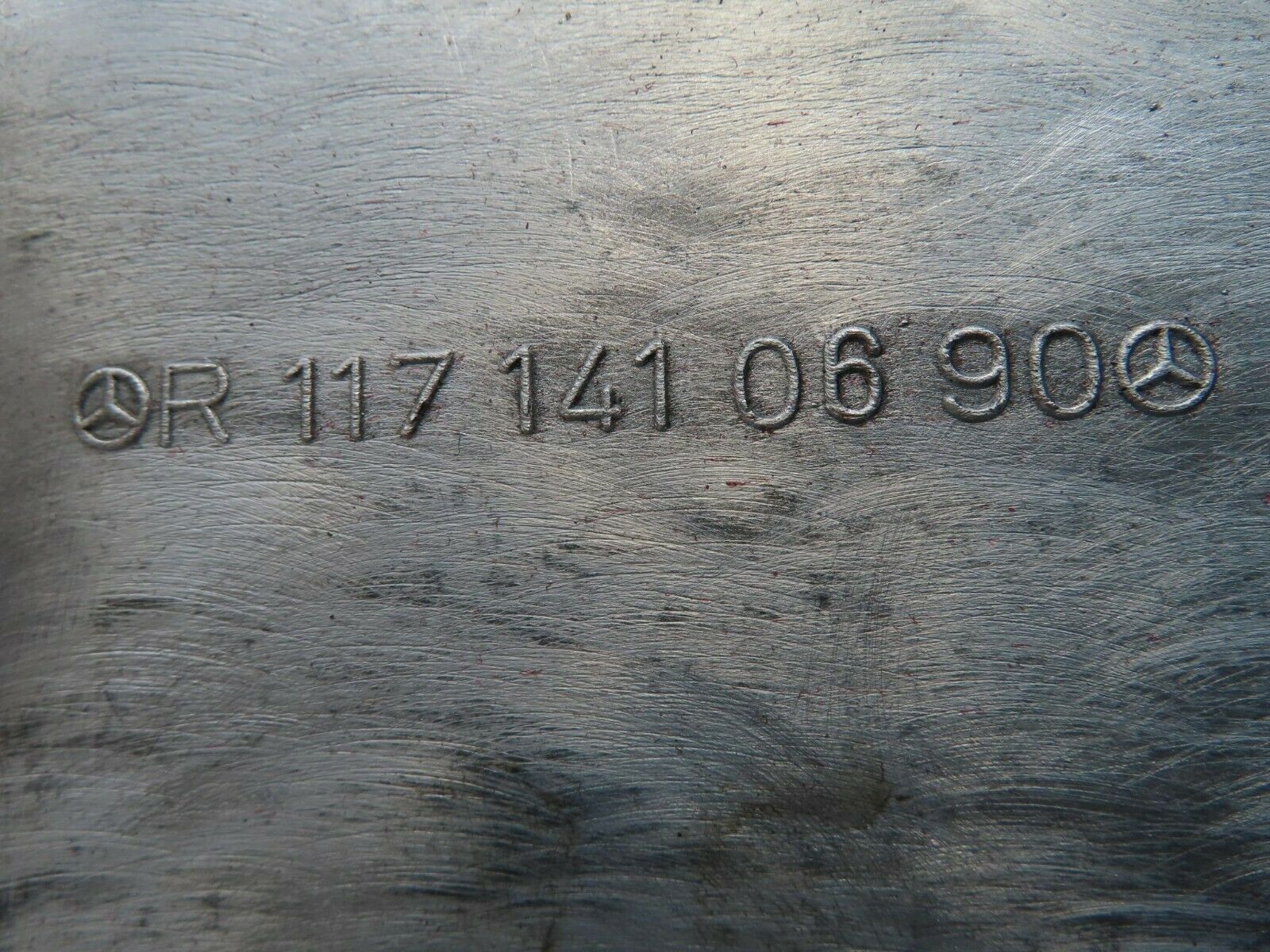 15587 Mercedes-Benz R107 450SL  Air Flow Mass Meter  Sensor Bosch 0438120062