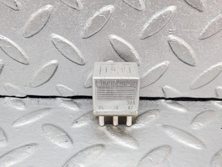 44360 Mercedes-Benz W123 280E Multi Purpose Relay 0015420219