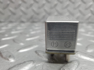 W126 Coupe multi purpose relay used OEM