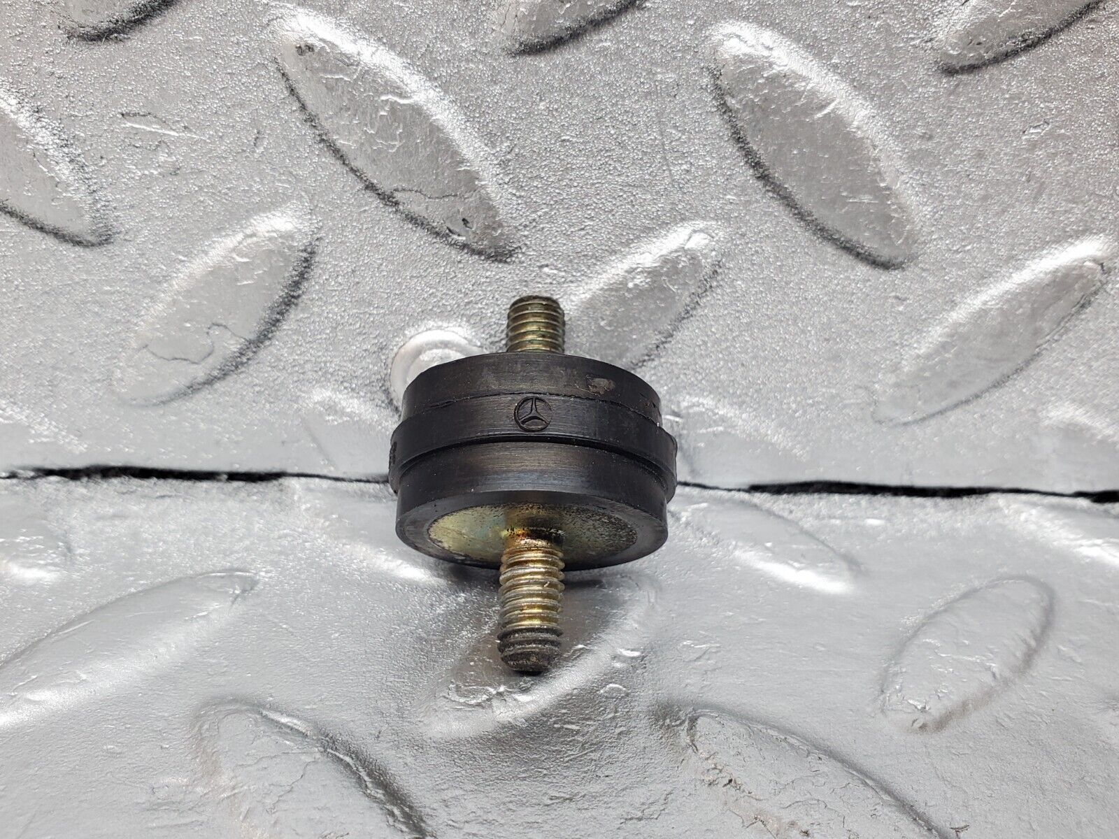 45267 Mercedes-Benz R129 300SL Coupe Air Filter Box Housing Holder 3x