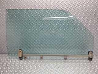 C123 Coupe right door window glass used OEM